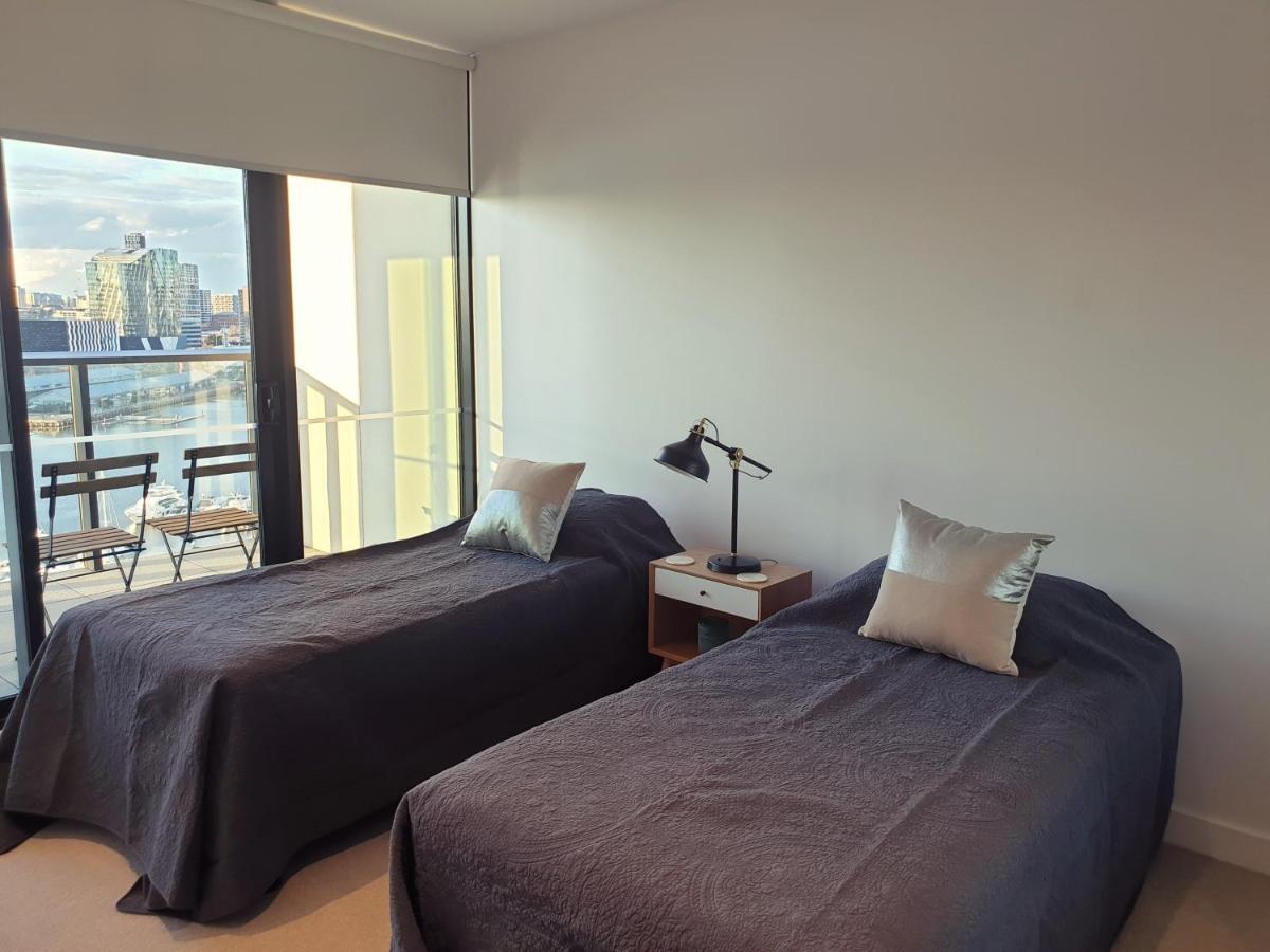 Orange Stay At Collins Wharf Melbourne Bagian luar foto