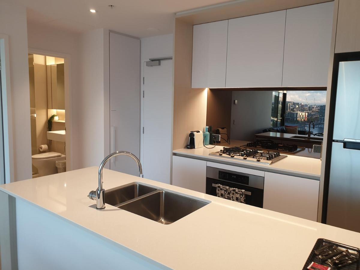 Orange Stay At Collins Wharf Melbourne Bagian luar foto